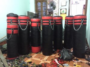 Nhồi bao cát boxing