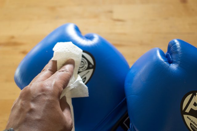 Cách bảo quản găng tay boxing