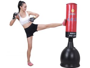 Trụ đấm boxing dành cho người luyện tập